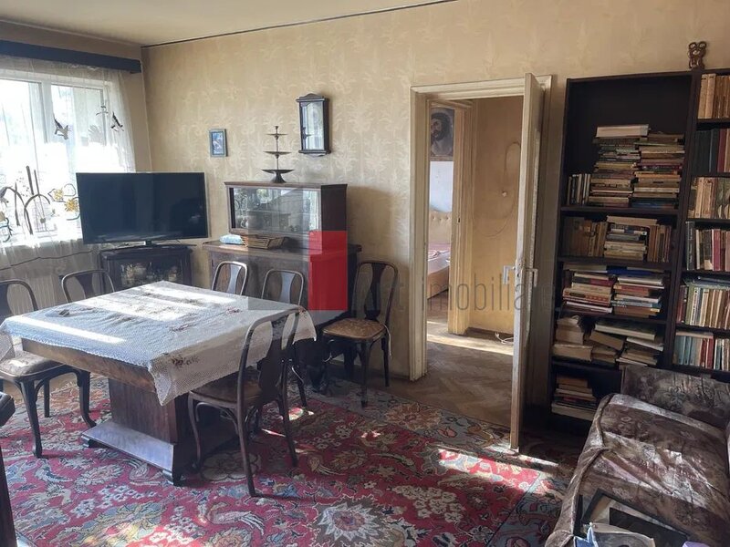 Iancu de Hunedoara, langa Guvern, apartament 3 camere.